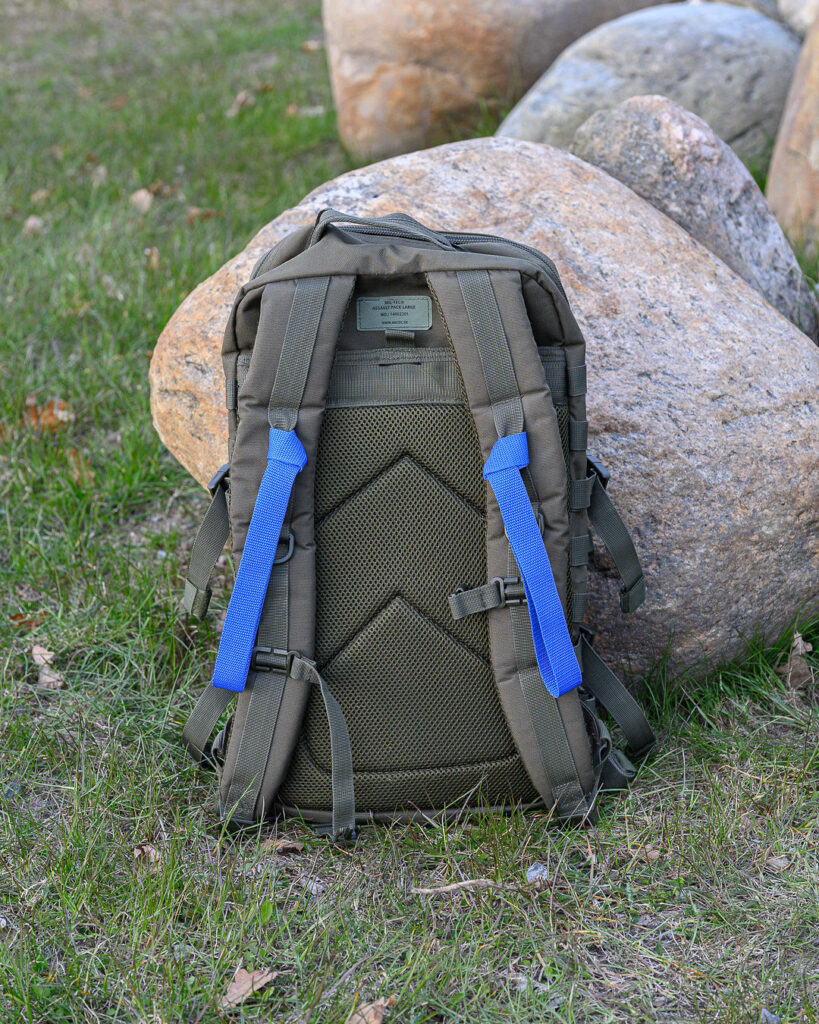 Blue ruckstrap